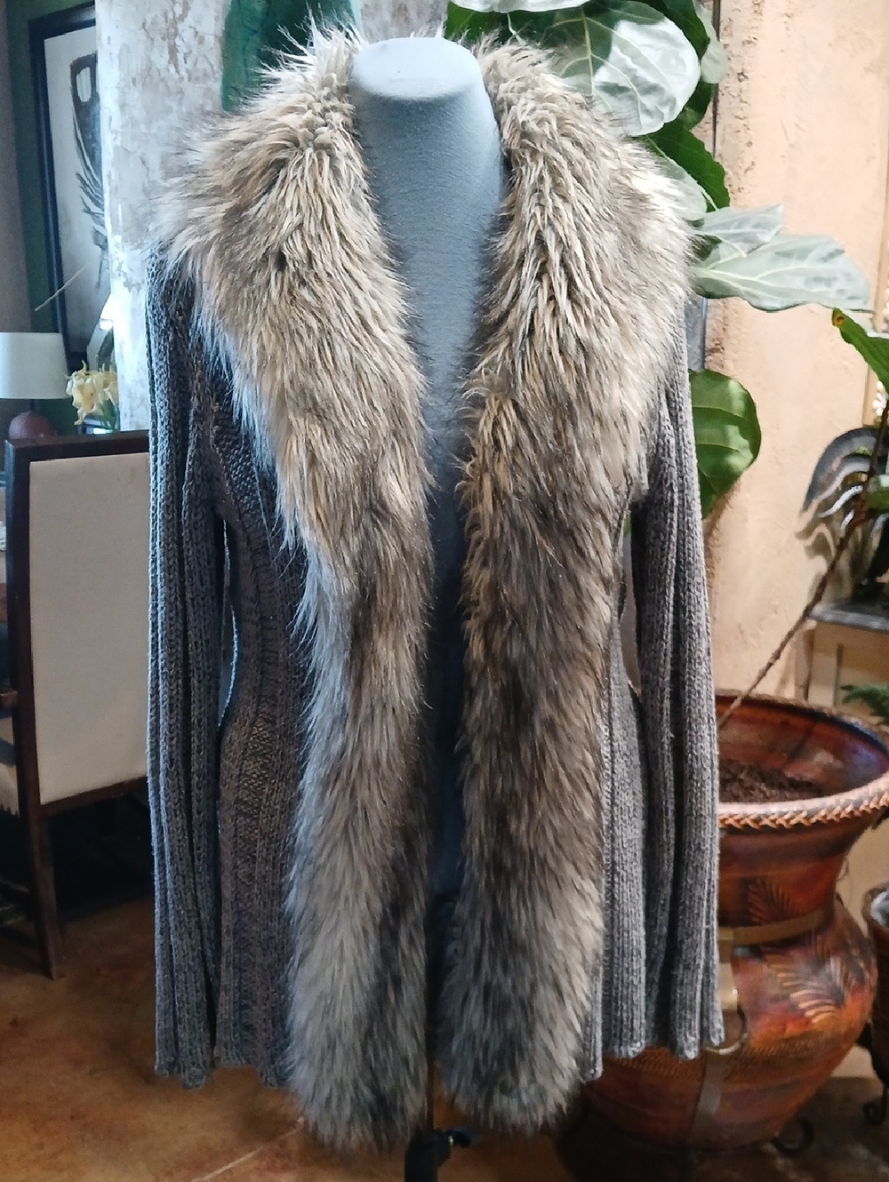 Chicos Gray Knit Women's Sweater with Faux Fur Trim